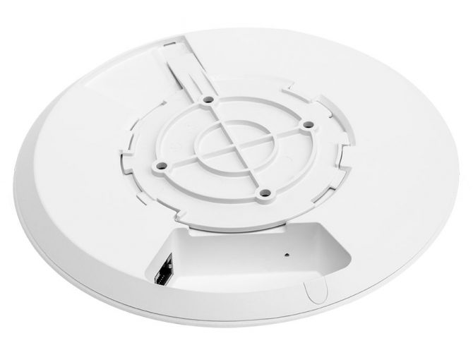 Ubiquiti UniFi Dual Band AC Long Range AP